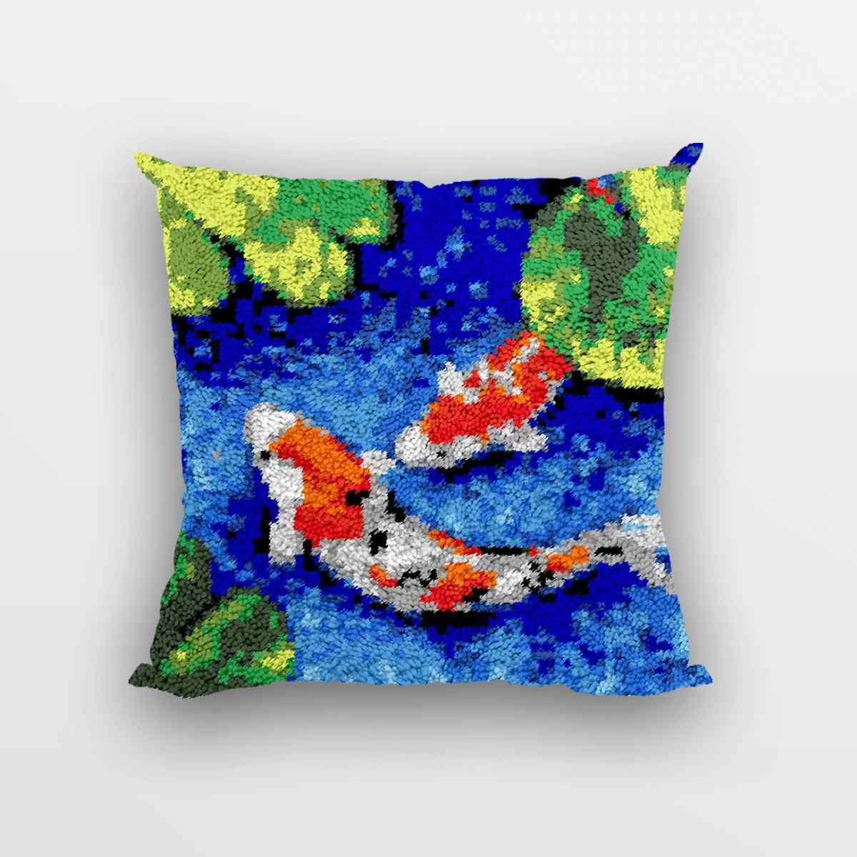 Couple Koi Pillowcase - (17x17in - 43x43cm) - DIY Latch Hook Kit