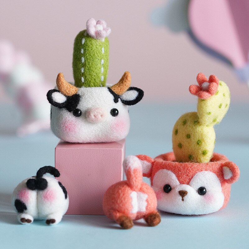 Deer with Plant - DIY Felt Painting Kit