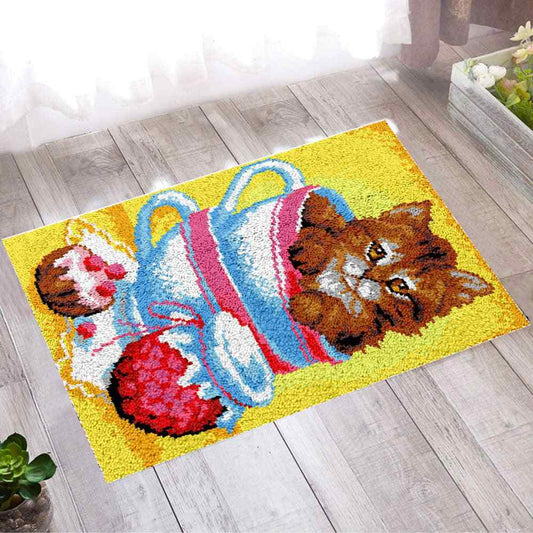 Teacup Cat - (23x33in - 60x85cm) - DIY Latch Hook Kit