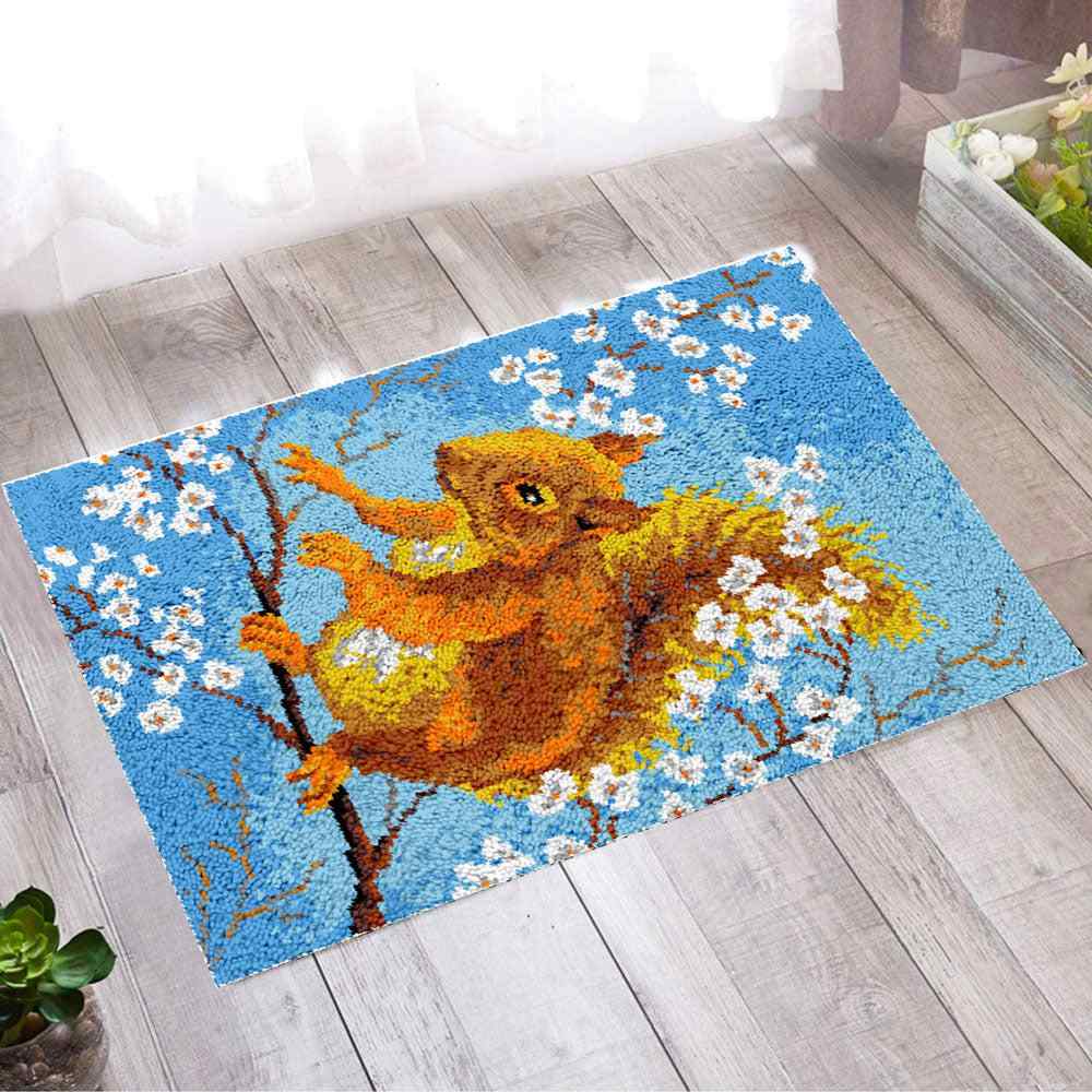 Winter Rabbit - (23x33in - 60x85cm) - DIY Latch Hook Kit