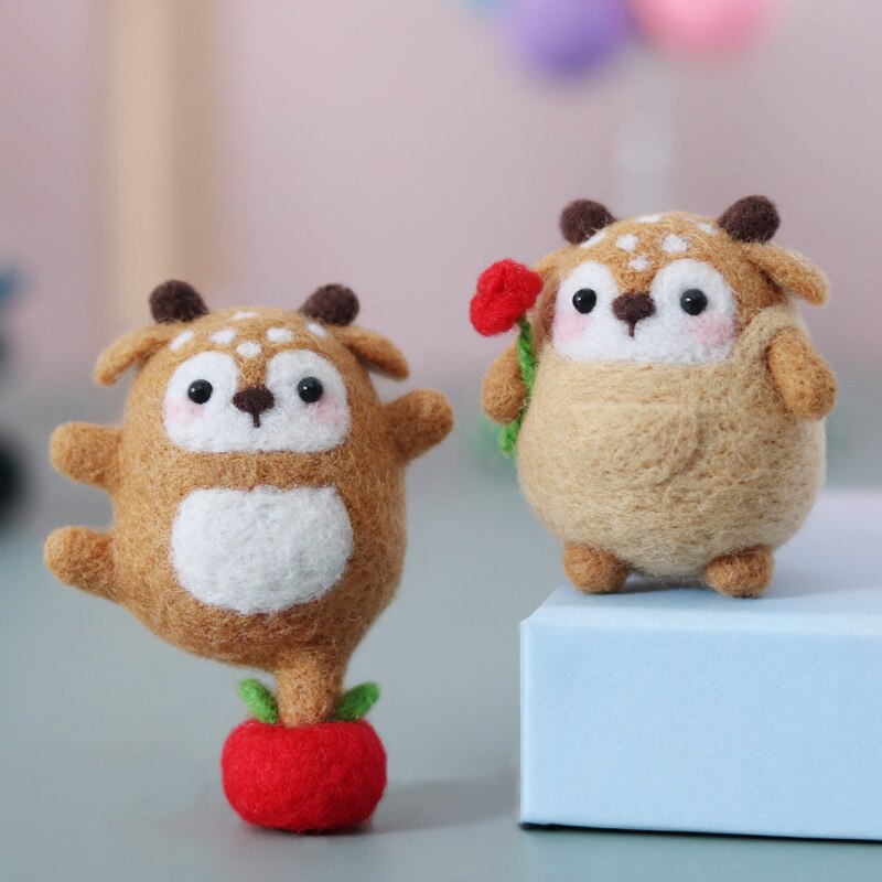 Deer with Tomato - DIY Felt Painting Kit