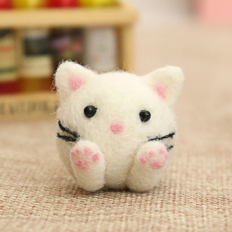 9 Pcs Cute Cats with Box - DIY Felt Painting Kit