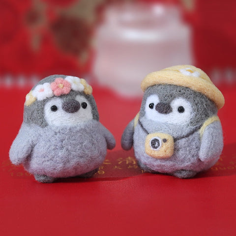 Yellow Hat Penguin - DIY Felt Painting Kit