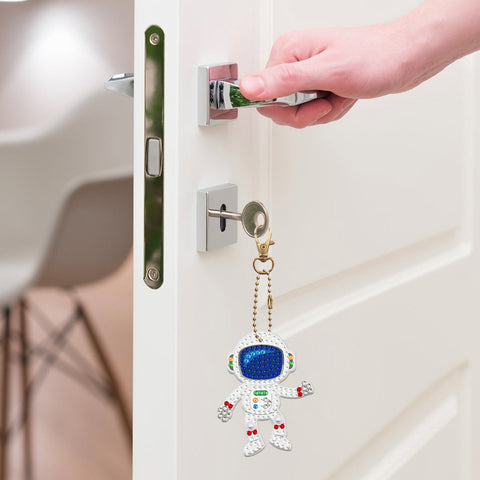 Astronaut and Rocket Keychain (5 pack) - Diamond Painting Accessories