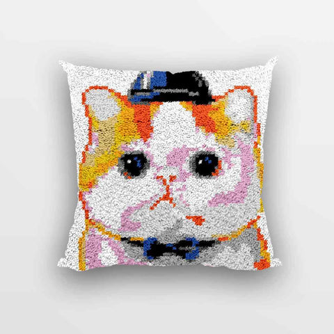 Mr. Kitty Pillowcase - (17x17in - 43x43cm) - DIY Latch Hook Kit