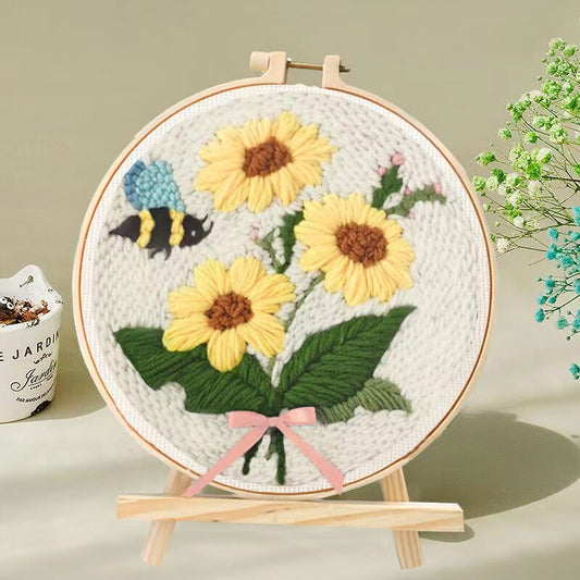 Bee on Sunflower - Punch Needle Kit