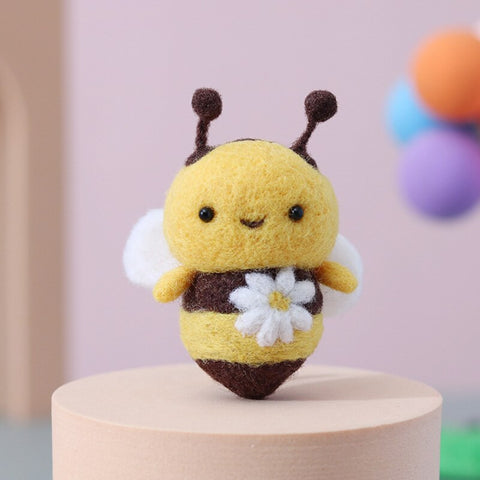 Bee - DIY Felt Painting Kit
