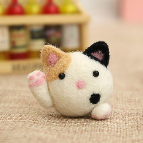 Cute Cat Needle Felting Kit - Makes 6 cats!